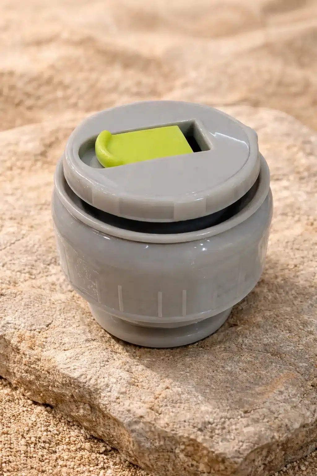 TAPÓN MEDIO LITRO PESTAÑA DE LEVANTE