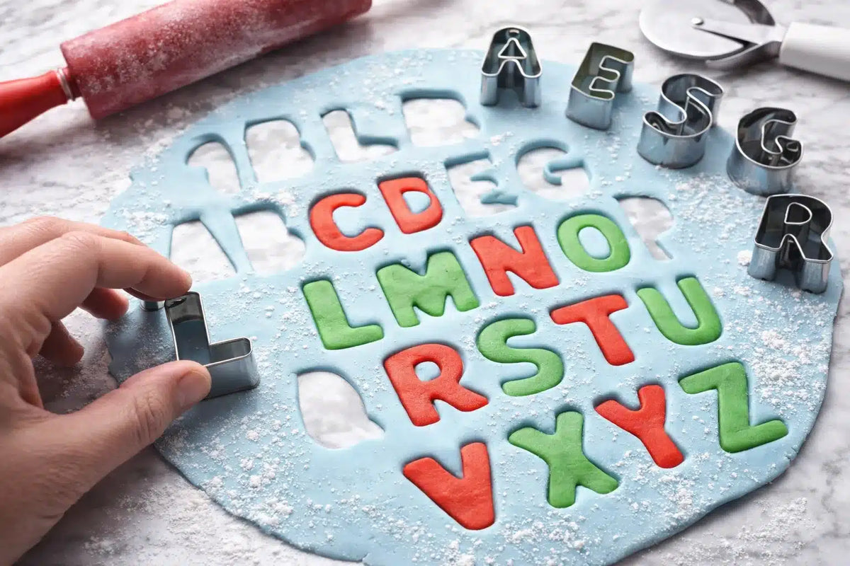 MOLDE LETRAS REPOSTERÍA ACERO INOX