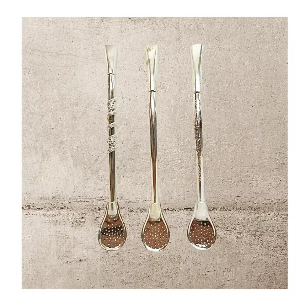 BOMBILLA DE BRONCE CON BAÑO DE PLATA