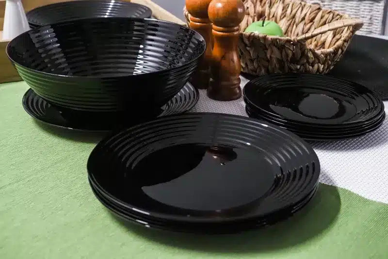 PLATO LLANO 25 CM AROS HARENA NEGRO VIDRIO